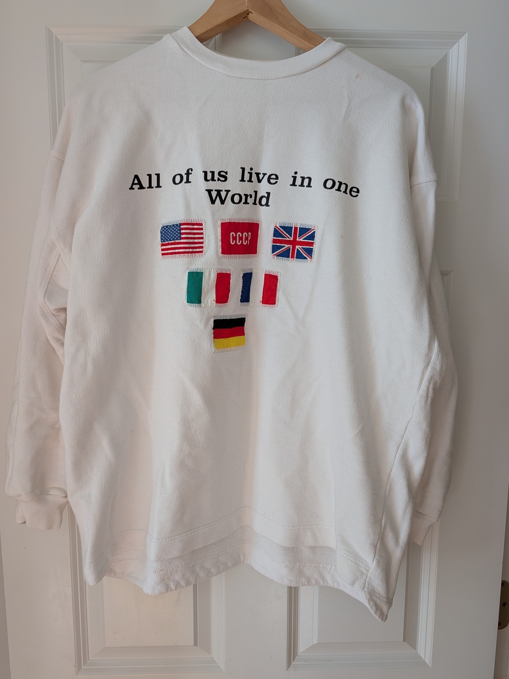 Vintage 1990 Yugoslavia All of Us Live in One World White Flag Patch Sweatshirt